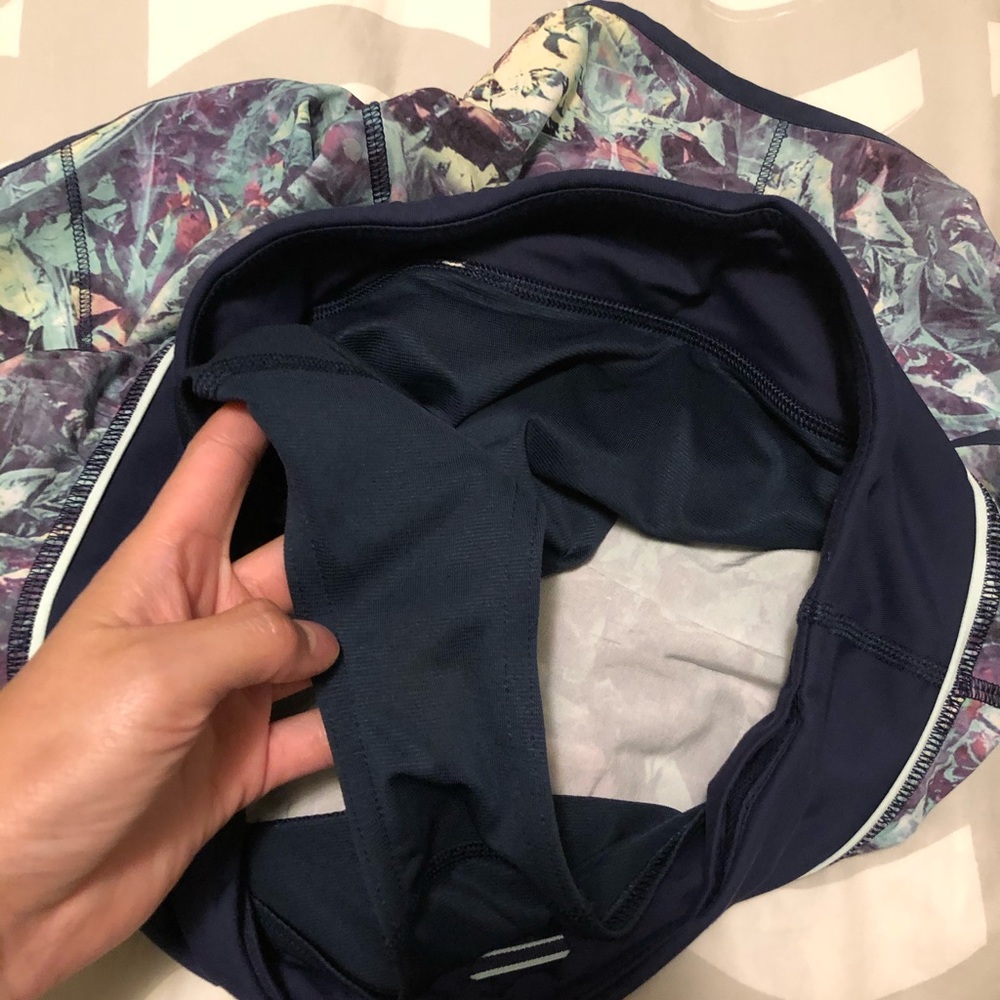 Lululemon Speed Short 2.5” - Picture 7 of 7